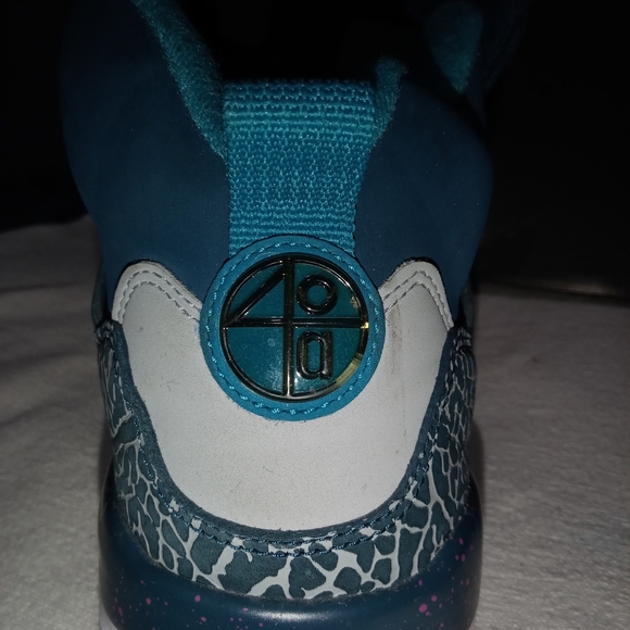 Jordan Spizikes Sneakers Space Blue in Teal, Gray, and PinkFree Shipping - Picture 3 of 14
